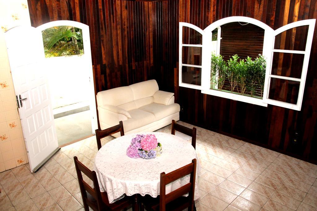 Chales Schina Hotel Bertioga Kamer foto